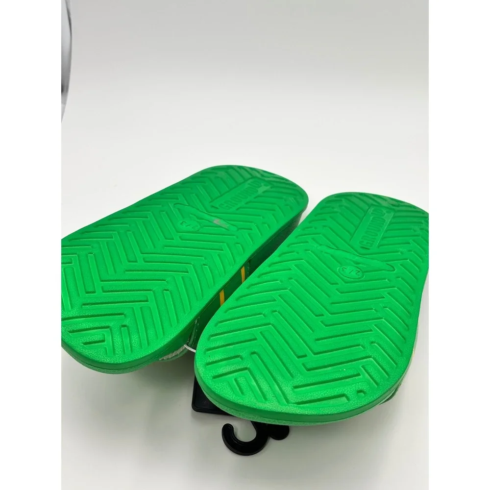 Ground Up Kids Brasil Soccer Slides Green Yellow Sandals Size 2/3